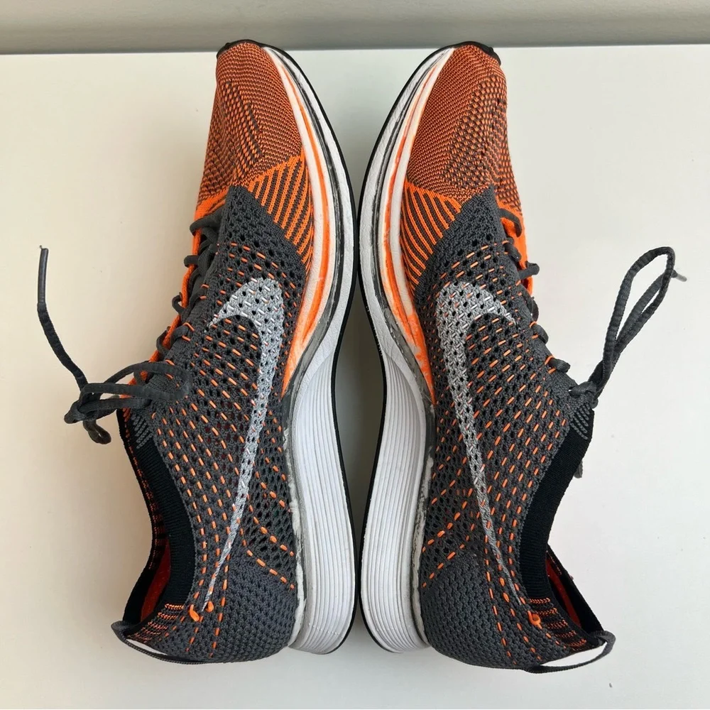 Nike Flyknit Racer Mens Size 9 Sneakers Runners Orange Black Mesh Swoosh - Picture 8 of 10